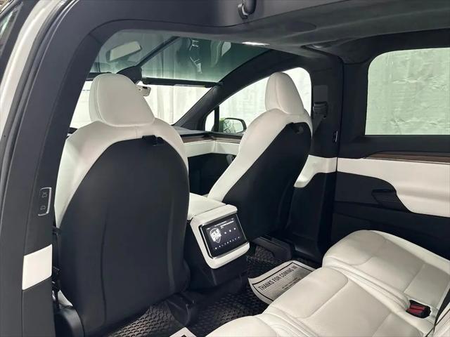 2022 Tesla Model X Dual Motor All-Wheel Drive