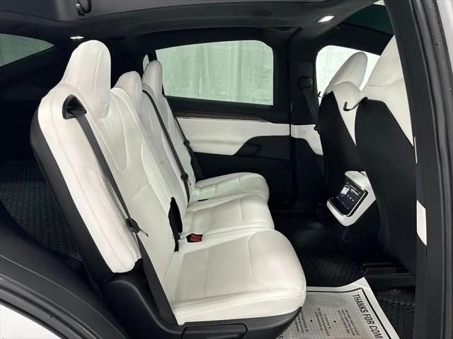 2022 Tesla Model X Dual Motor All-Wheel Drive