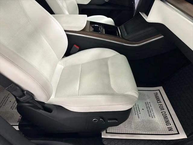 2022 Tesla Model X Dual Motor All-Wheel Drive