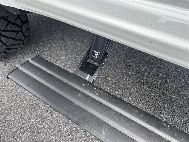 2026 Ram 1500 Express Crew Cab 4x4 57 Box