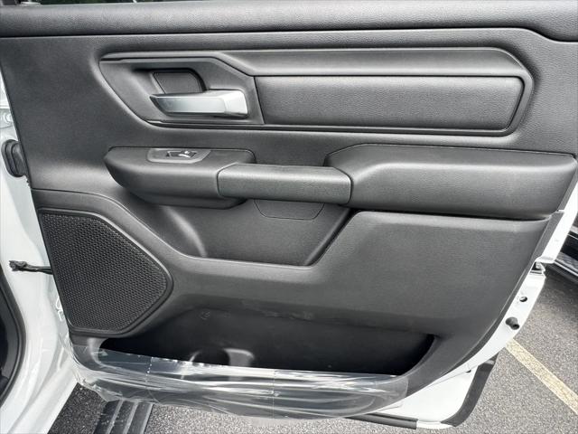 2026 Ram 1500 Express Crew Cab 4x4 57 Box