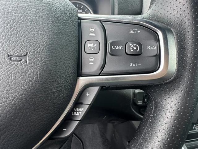 2026 Ram 1500 Express Crew Cab 4x4 57 Box