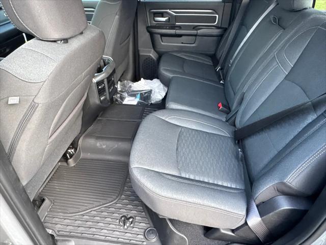 2026 Ram 2500 Big Horn Crew Cab 4x2 64 Box