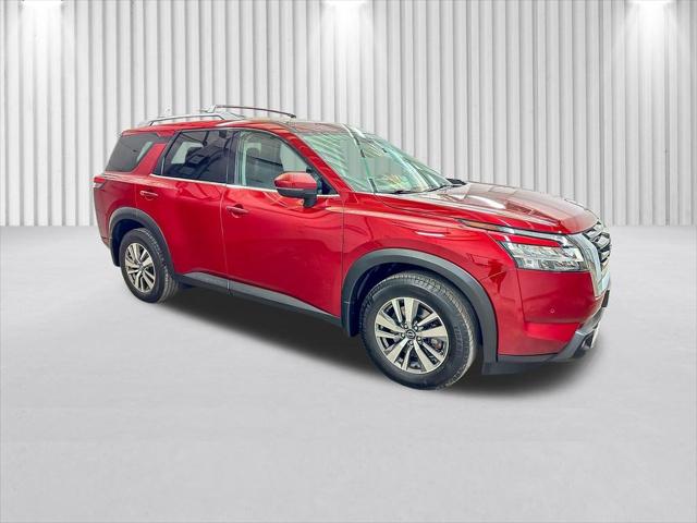 2022 Nissan Pathfinder SL 2022 Nissan Pathfinder SL