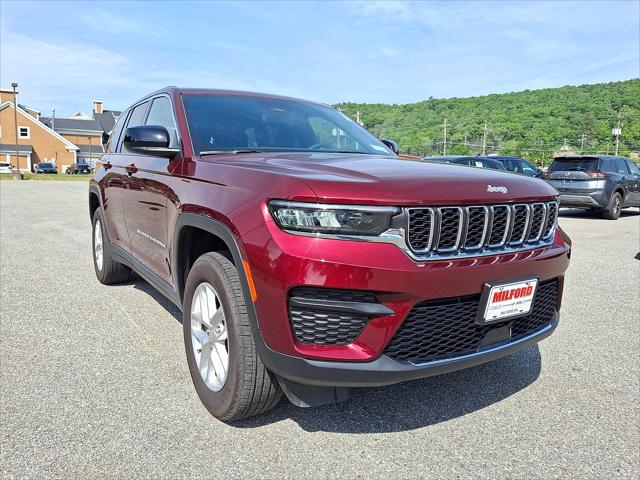 2024 Jeep Grand Cherokee Laredo X 4x4