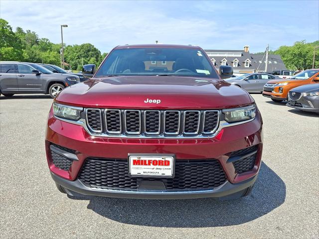 2024 Jeep Grand Cherokee Laredo X 4x4