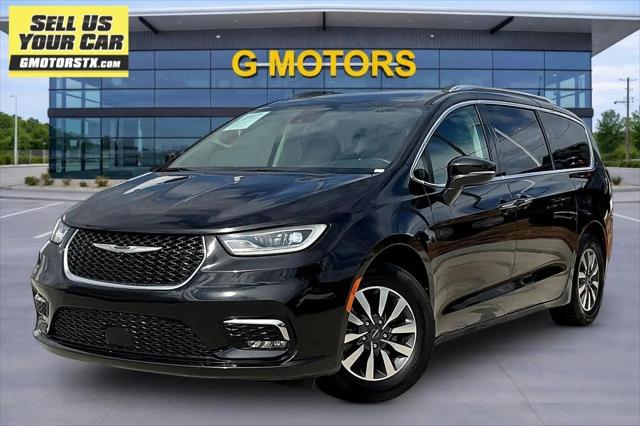 2021 Chrysler Pacifica Touring L for sale in Tomball, TX