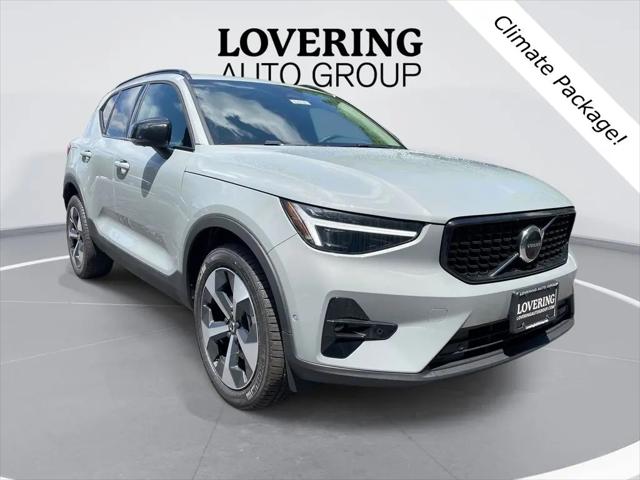2026 Volvo XC40 Plus, B5 AWD Gas (mild hybrid), Dark for sale in Meredith, NH