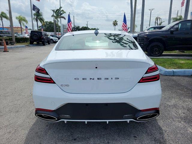 2025 Genesis G70 2.5T RWD