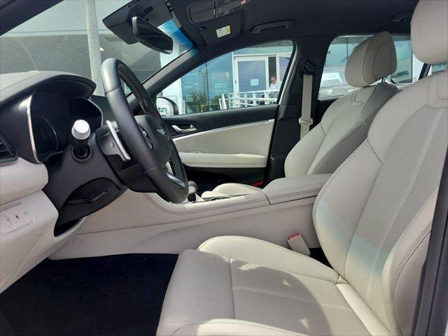 2025 Genesis G70 2.5T RWD