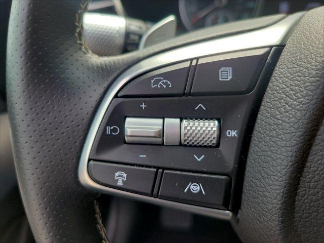 2025 Genesis G70 2.5T RWD