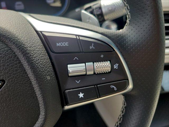 2025 Genesis G70 2.5T RWD