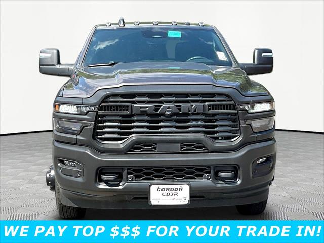 2026 RAM Ram 3500 RAM 3500 TRADESMAN CREW CAB 4X4 8 BOX