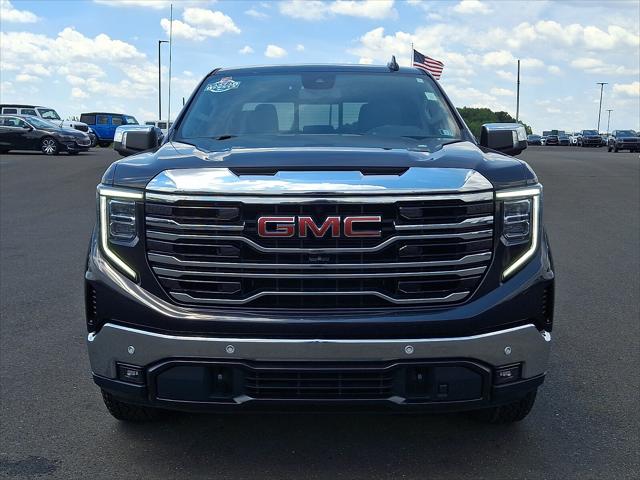 2023 GMC Sierra 1500 4WD Crew Cab Short Box SLT 2023 GMC Sierra 1500 4WD Crew Cab Short Box SLT