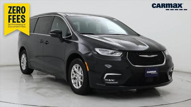 2025 Chrysler Pacifica Select for sale in Independence, MO