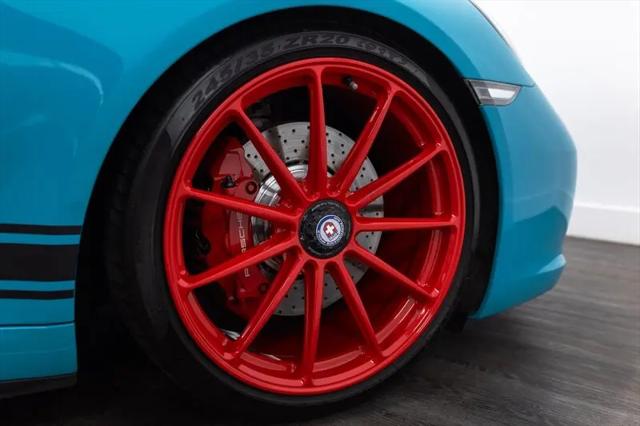 2019 Porsche 911 Carrera GTS