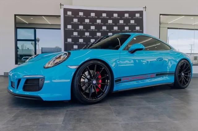 2019 Porsche 911 Carrera GTS