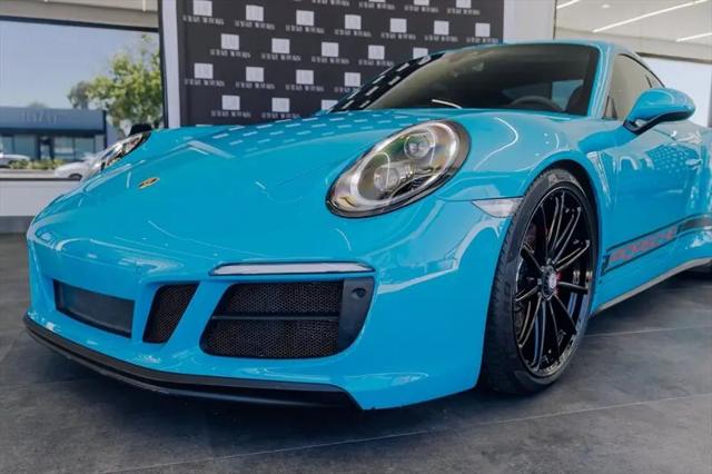 2019 Porsche 911 Carrera GTS