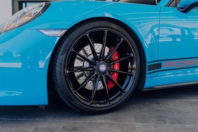 2019 Porsche 911 Carrera GTS