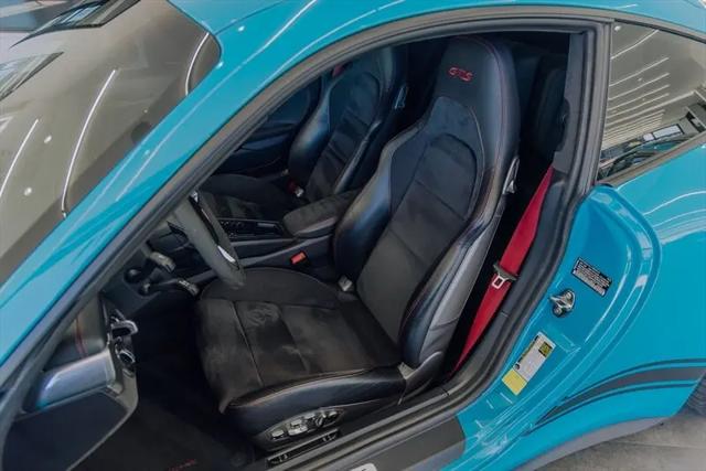 2019 Porsche 911 Carrera GTS