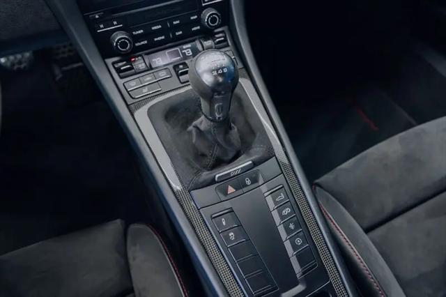 2019 Porsche 911 Carrera GTS