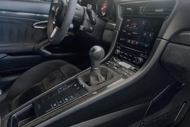 2019 Porsche 911 Carrera GTS