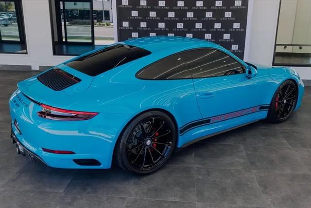 2019 Porsche 911 Carrera GTS