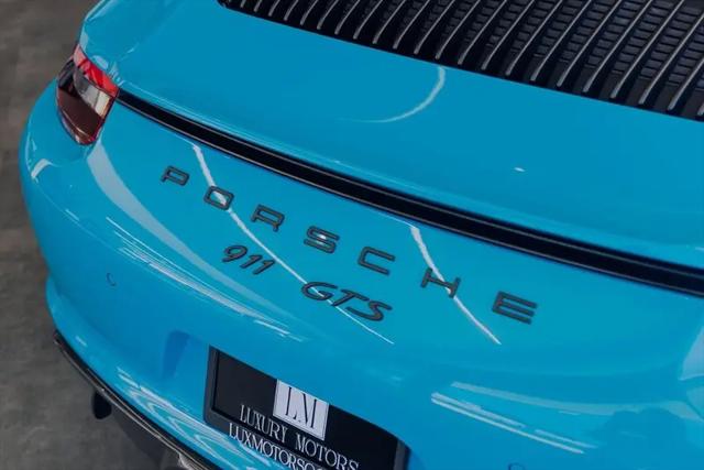 2019 Porsche 911 Carrera GTS