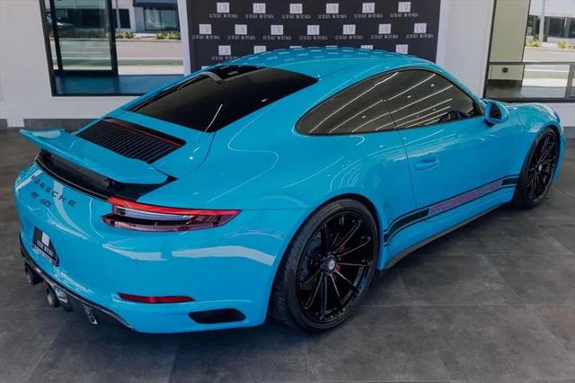 2019 Porsche 911 Carrera GTS
