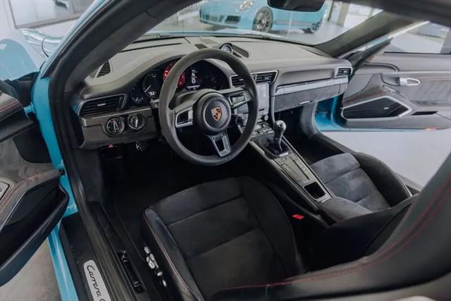 2019 Porsche 911 Carrera GTS