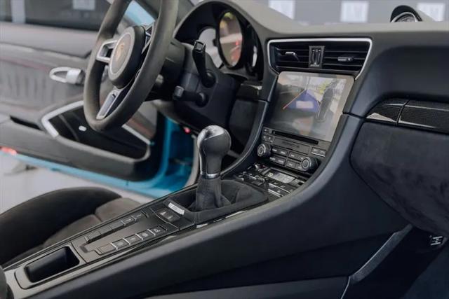 2019 Porsche 911 Carrera GTS