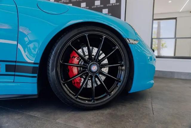 2019 Porsche 911 Carrera GTS