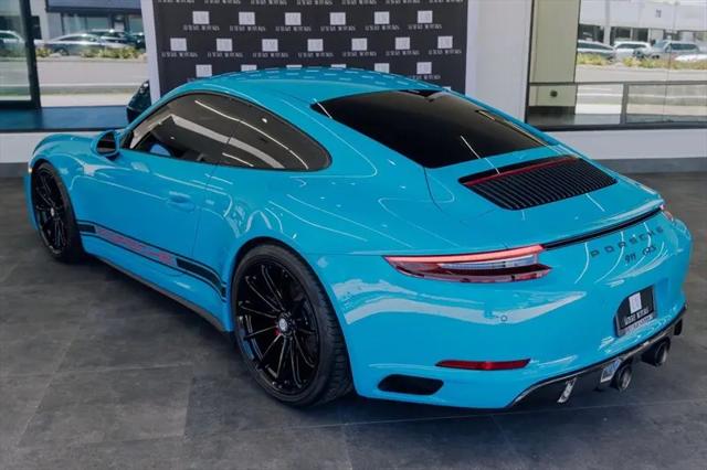 2019 Porsche 911 Carrera GTS