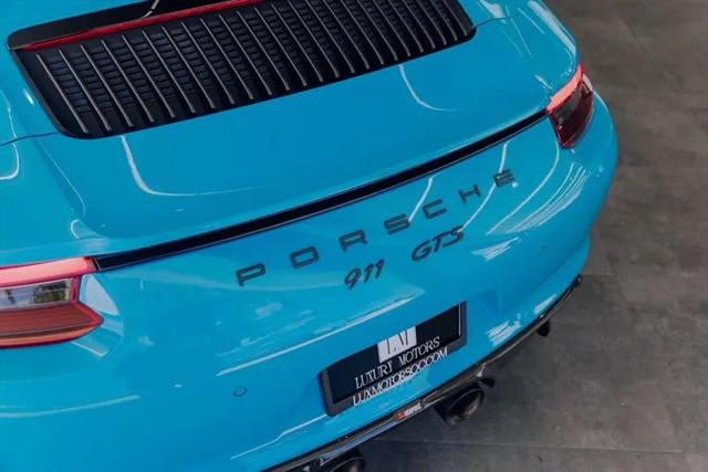 2019 Porsche 911 Carrera GTS