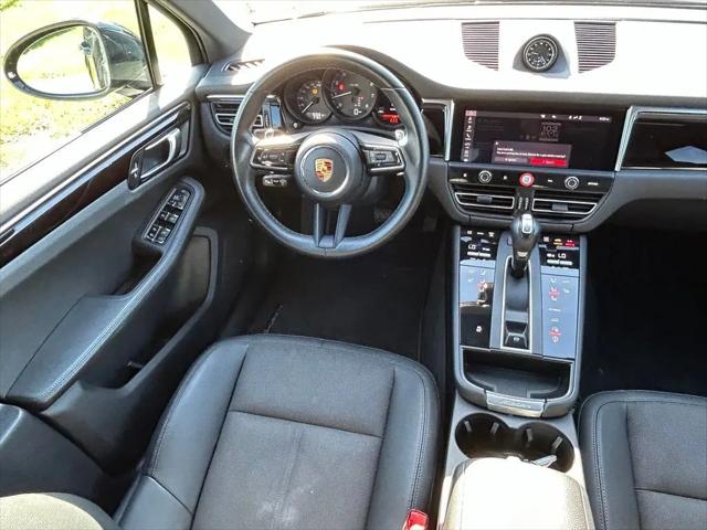 2023 Porsche Macan T