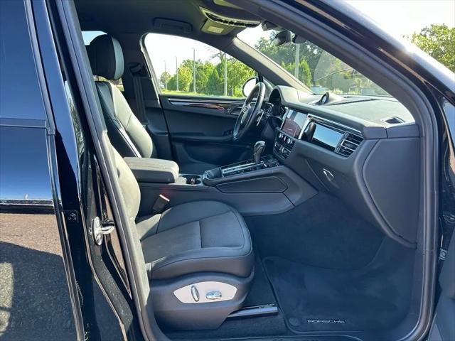 2023 Porsche Macan T