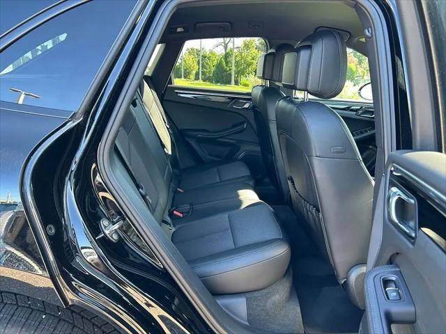 2023 Porsche Macan T
