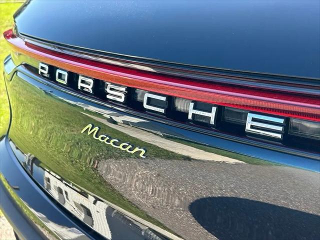 2023 Porsche Macan T