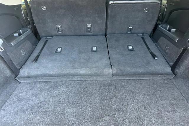 2024 Nissan Pathfinder SL FWD