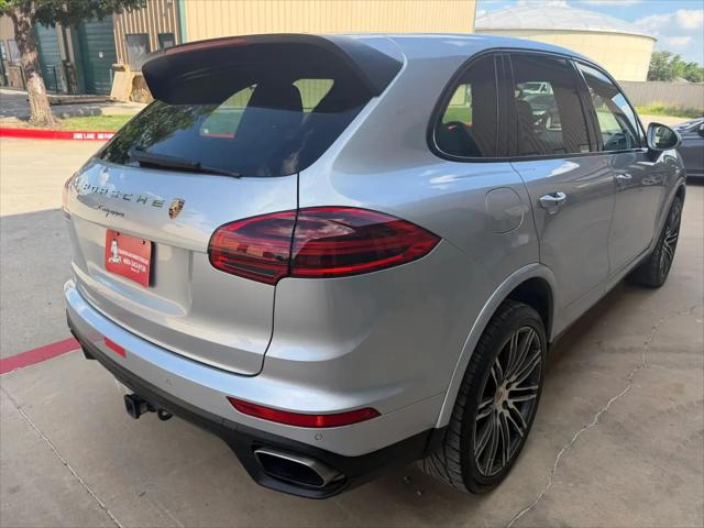 2017 Porsche Cayenne Platinum Edition