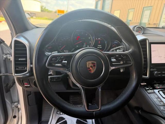 2017 Porsche Cayenne Platinum Edition