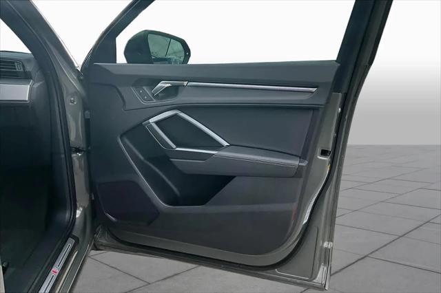 2021 Audi Q3 Premium Plus 45 TFSI S line quattro Tiptronic