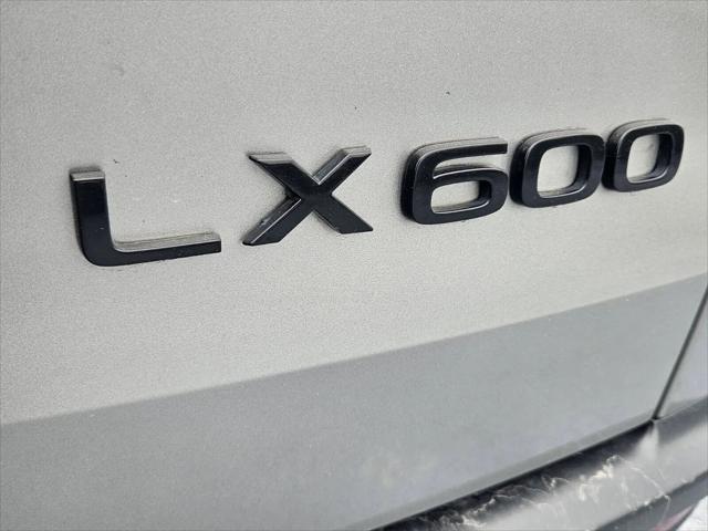 2024 Lexus LX Luxury