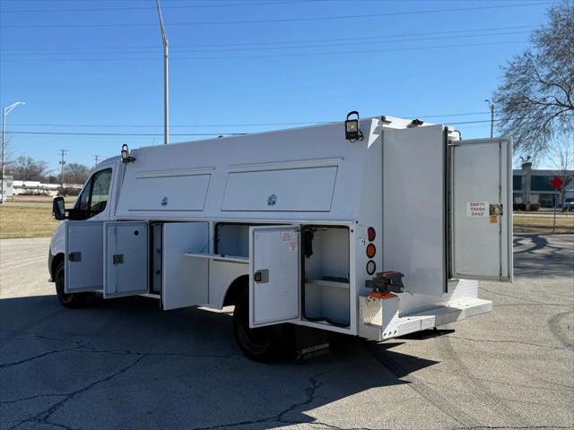 2019 Freightliner Sprinter Standard Roof V6