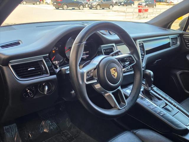 2016 Porsche Macan S