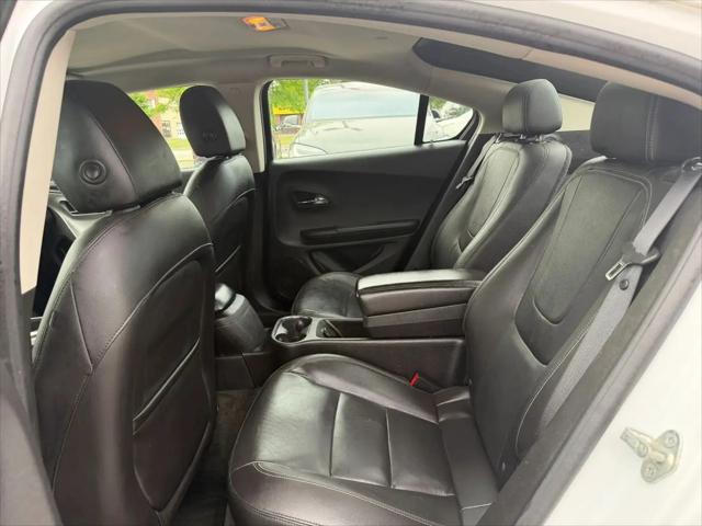 2013 Chevrolet Volt Base