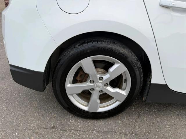 2013 Chevrolet Volt Base