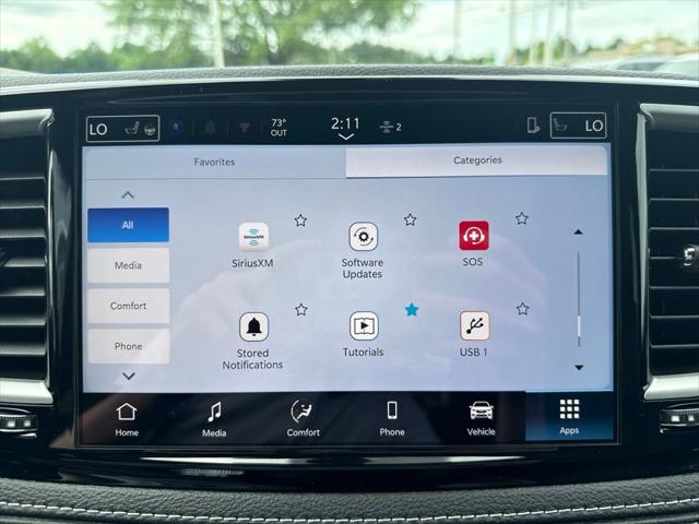 2027 Chrysler Pacifica Select