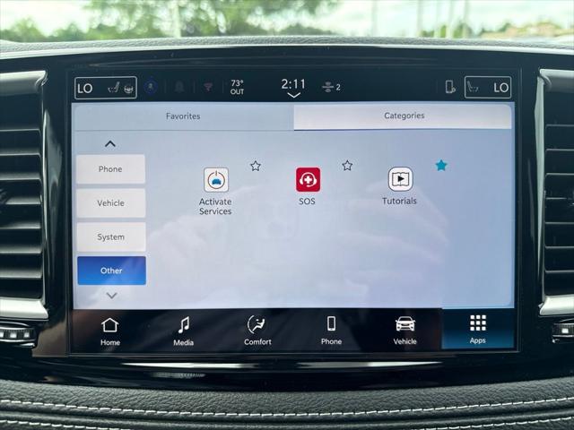 2027 Chrysler Pacifica Select