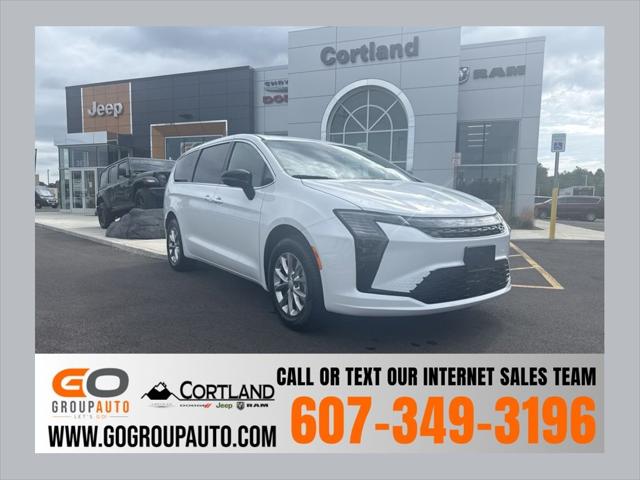 2027 Chrysler Pacifica Select for sale in Cortland, NY